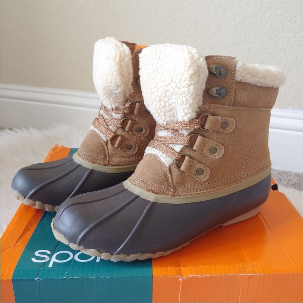 Sporto Darling waterproof winter leather duck boots with faux shearling size 6